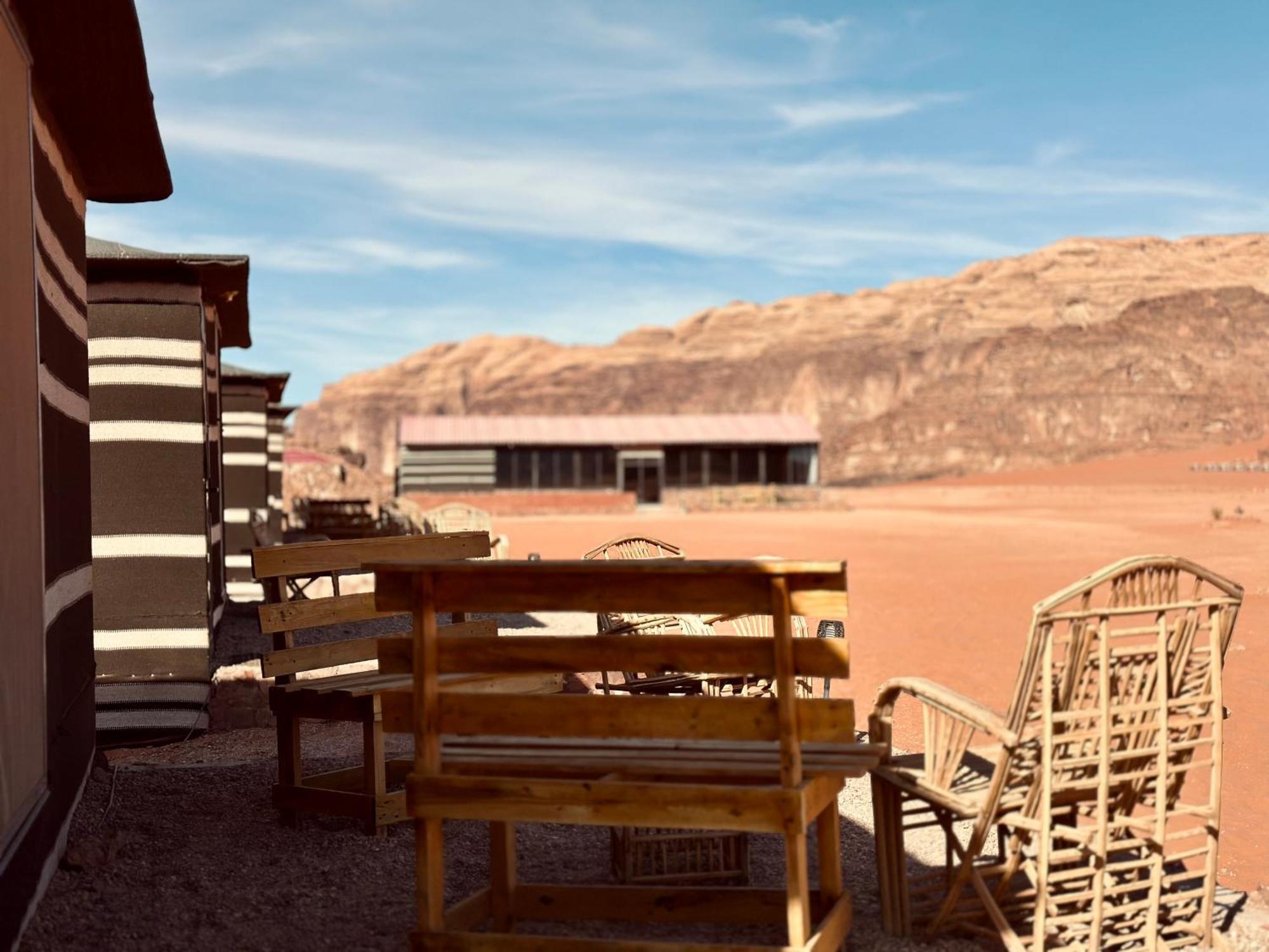 Hotel Salameh'S Bedouin Camp à Wadi Rum Extérieur photo